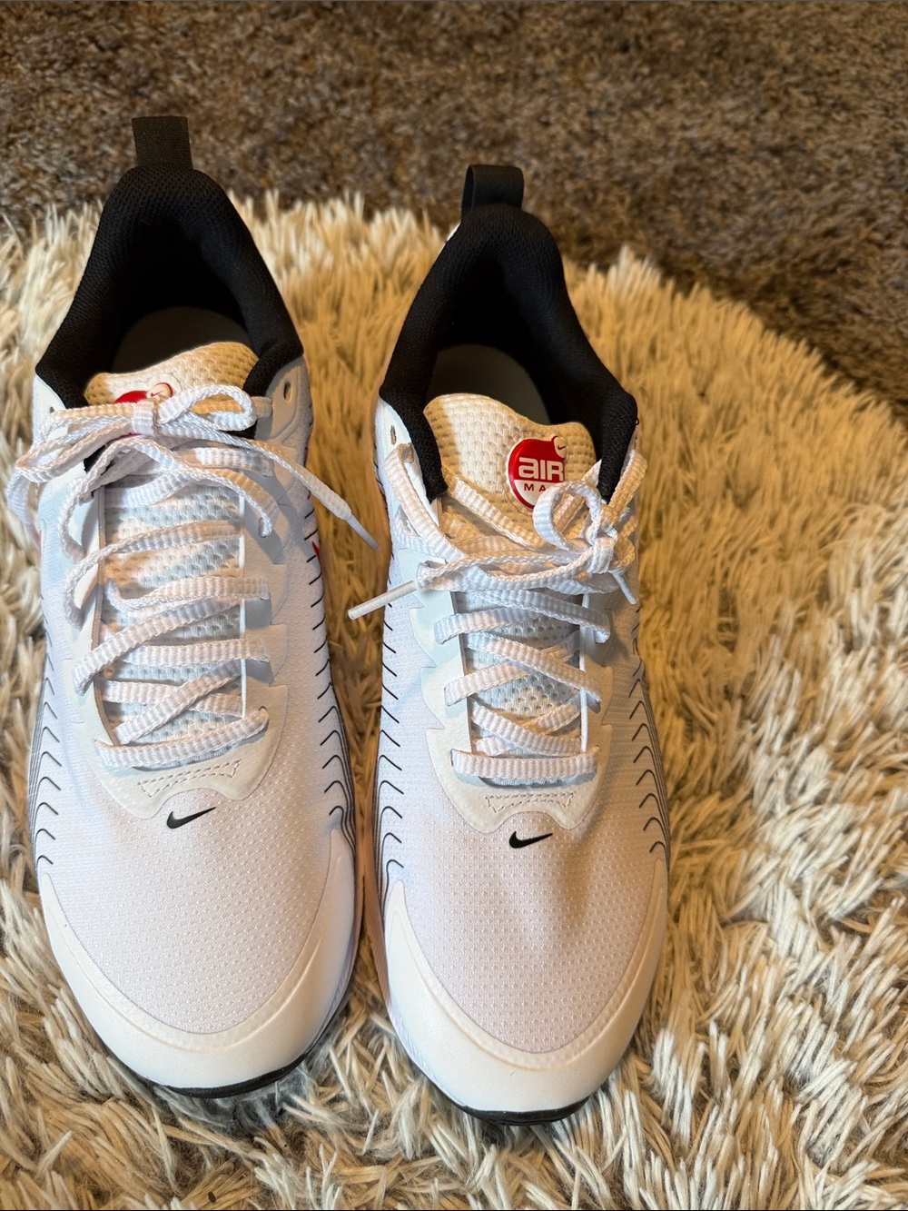 Nike White and Black Men's Athletic Sneakers with Red Air Max Detail